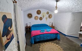 Cueva La Tita Del Pan